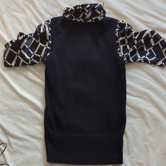 Set Of 5 Size Medium Juniors Tops. - Picture 7 of 12